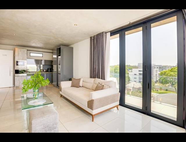 1 BEDROOM APARTMENT FOR SALE IN HOUGHTON ESTATE